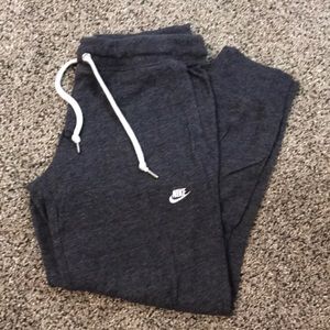 Nike joggers